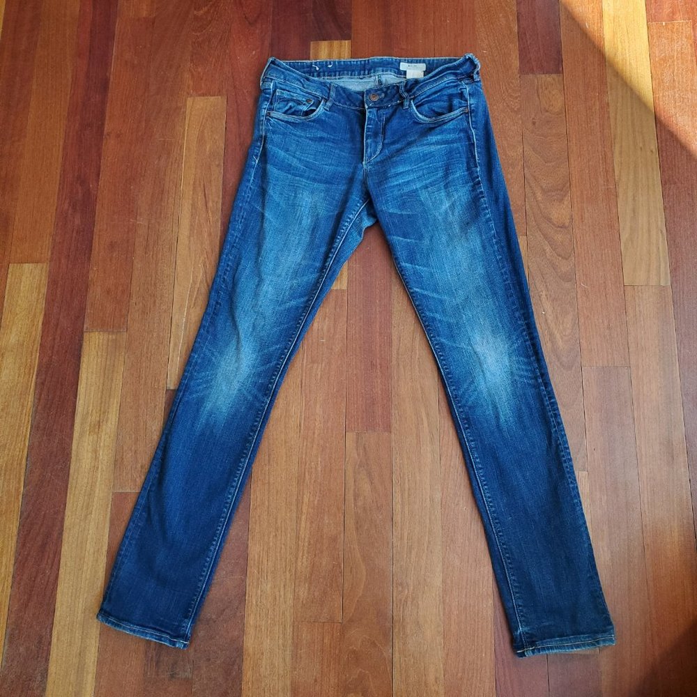 H&M Medium Wash Slim Leg Regular Waist Jeans Size 29 - Picture 2 of 15